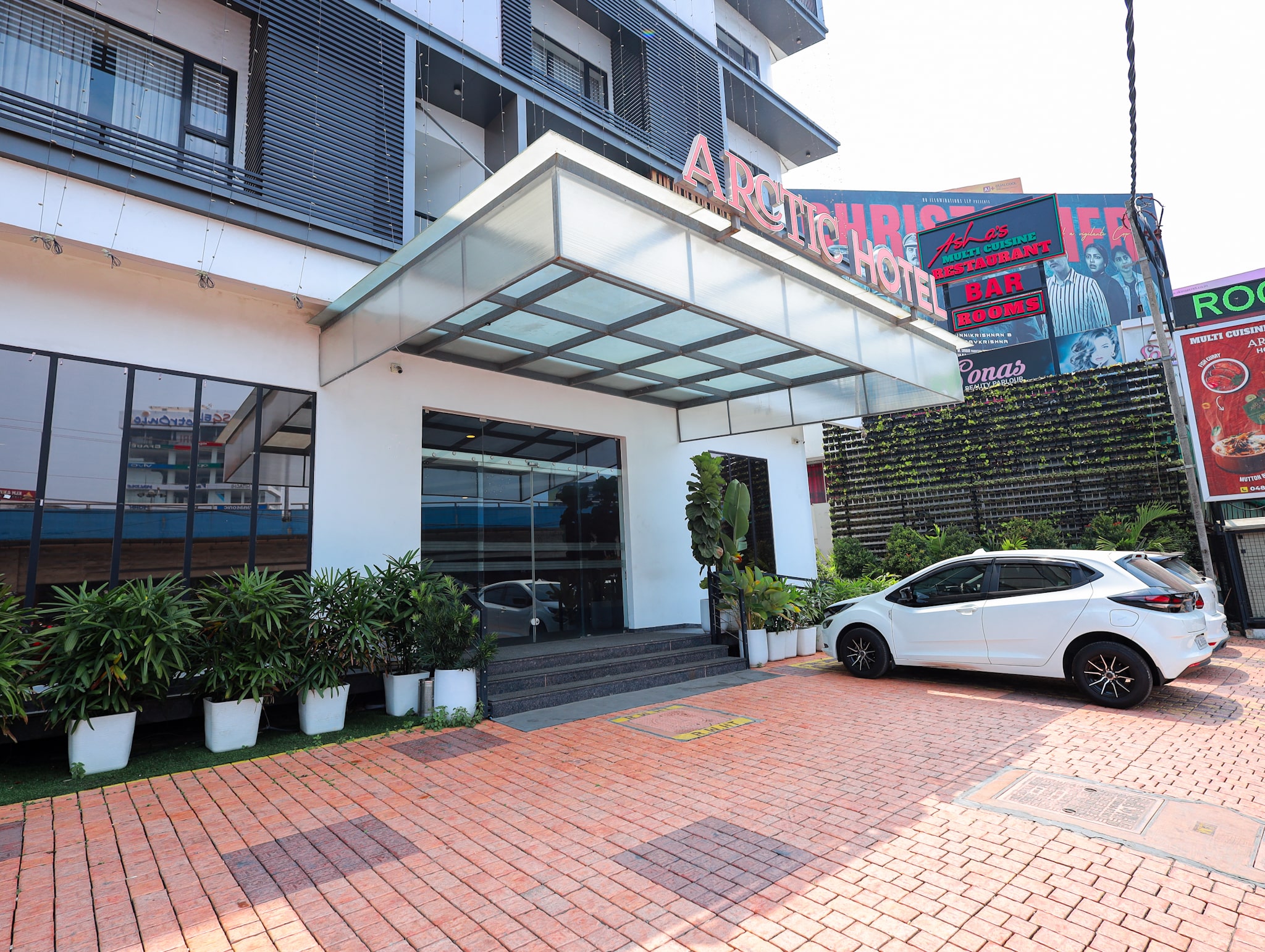 Best Hotels in Vyttila